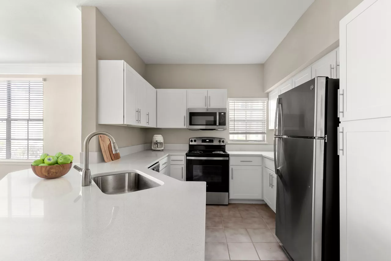 Burano Hunters Creek - Orlando, FL - Kitchen