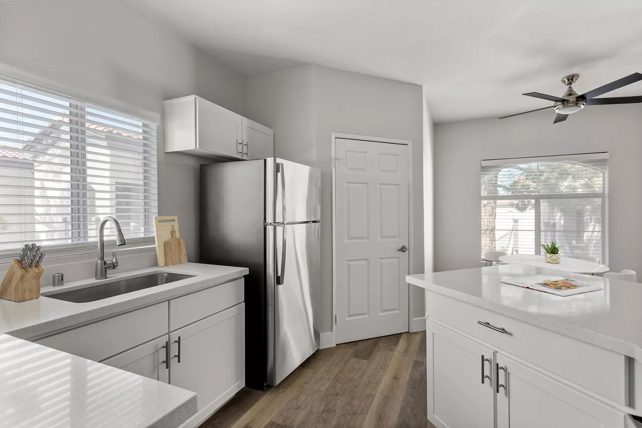Element Apartment Homes - Las Vegas, NV - Kitchen