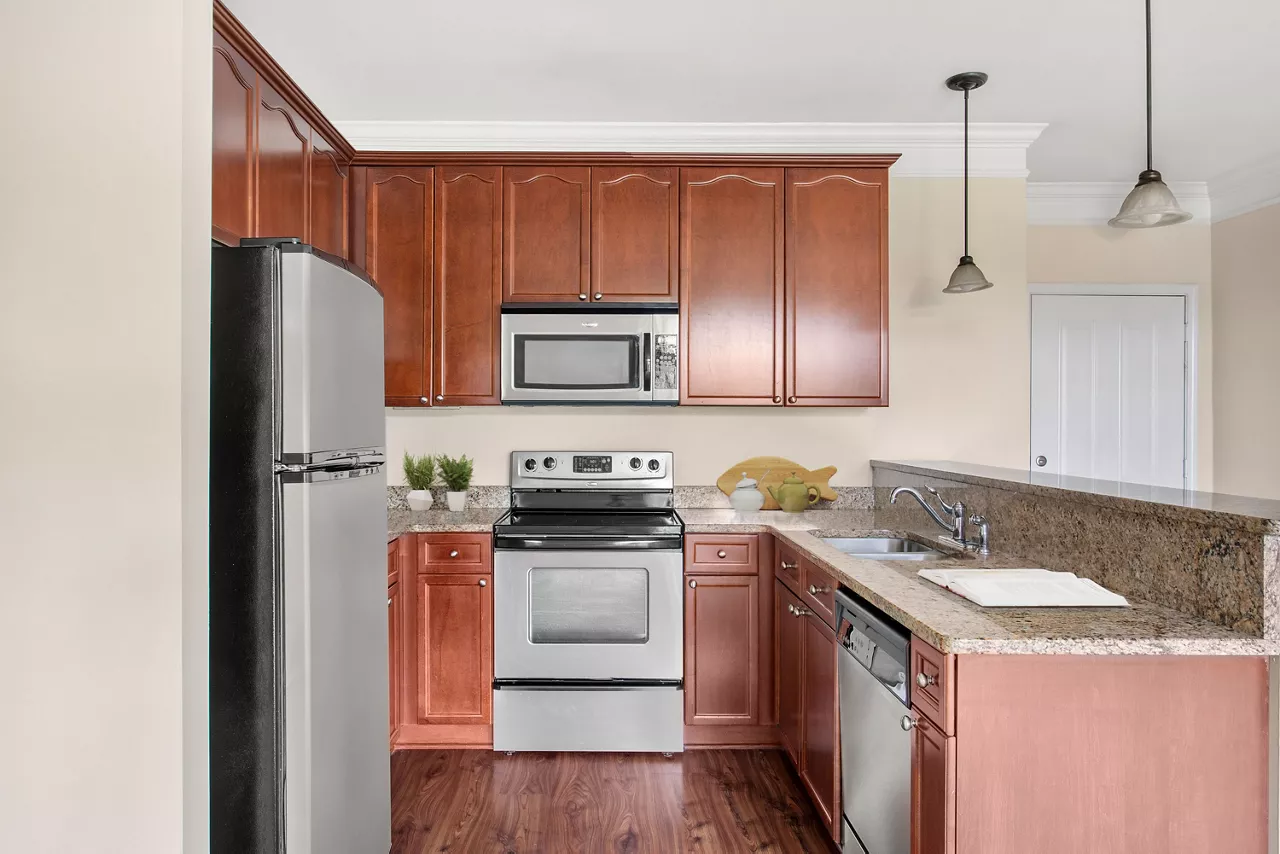 Lenox Village Town Center - Nashville, TN - Kitchen