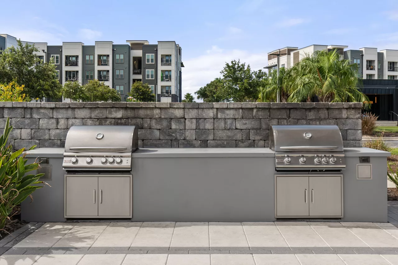 The Menlo - Grills