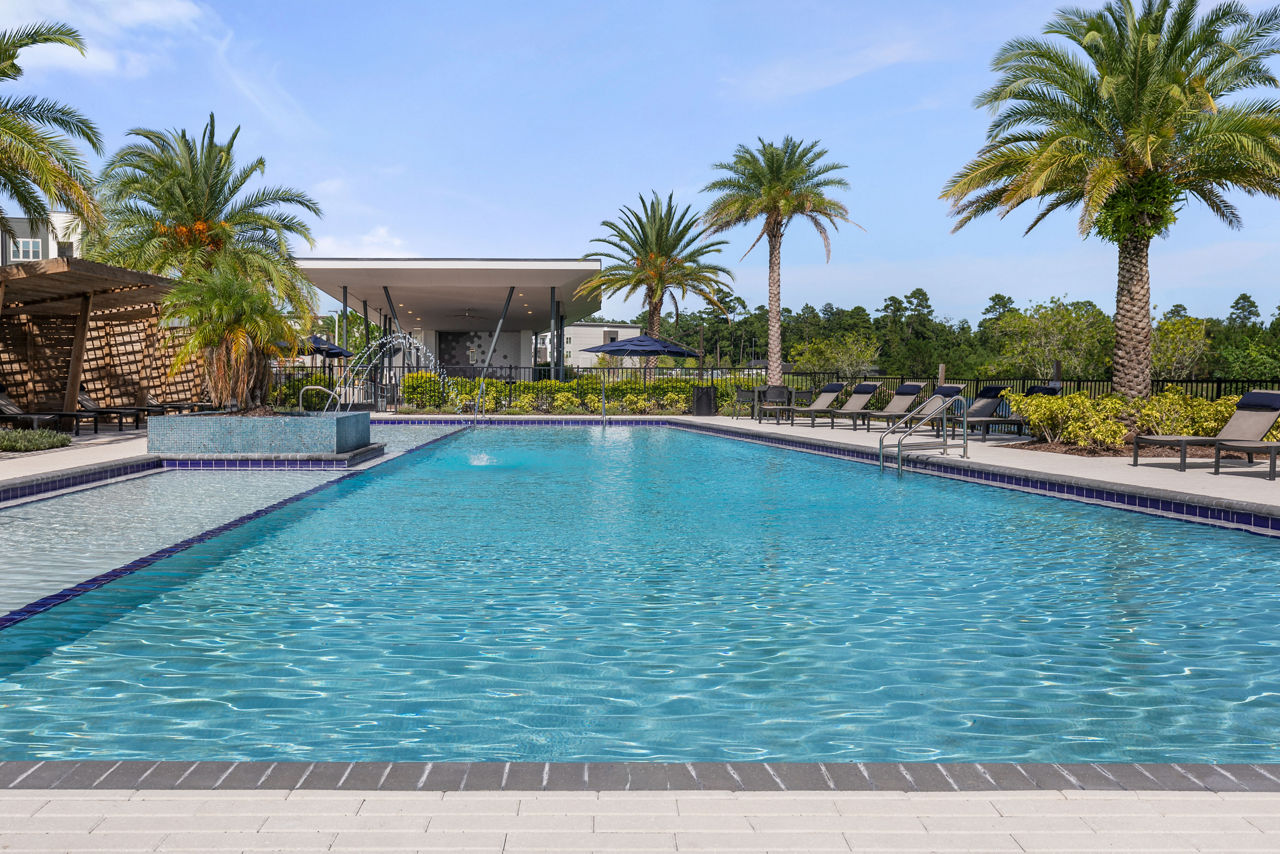 Pool at The Menlo (4 of 4)