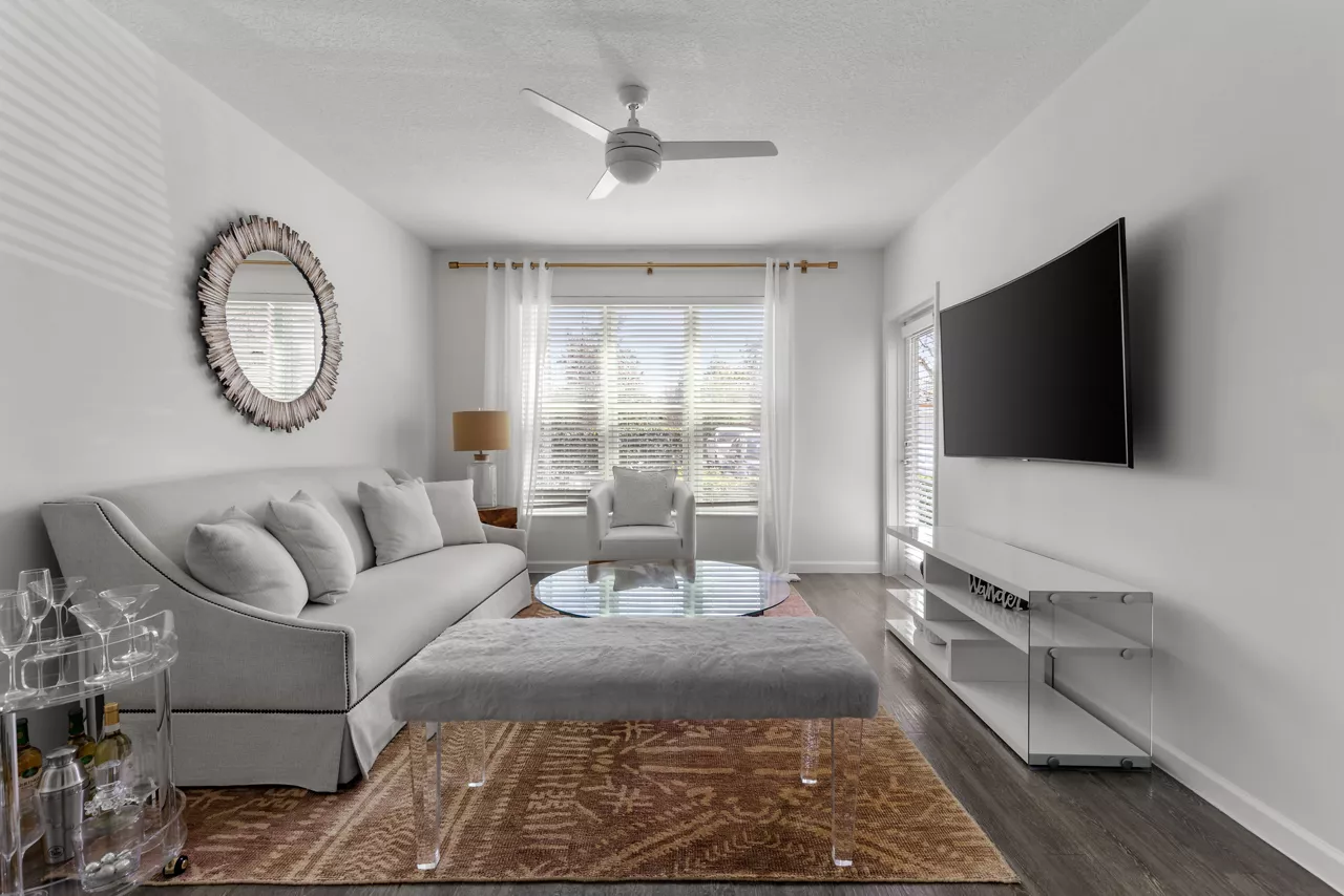 Horizon at Wiregrass Ranch - Wesley Chapel, FL - Living Room