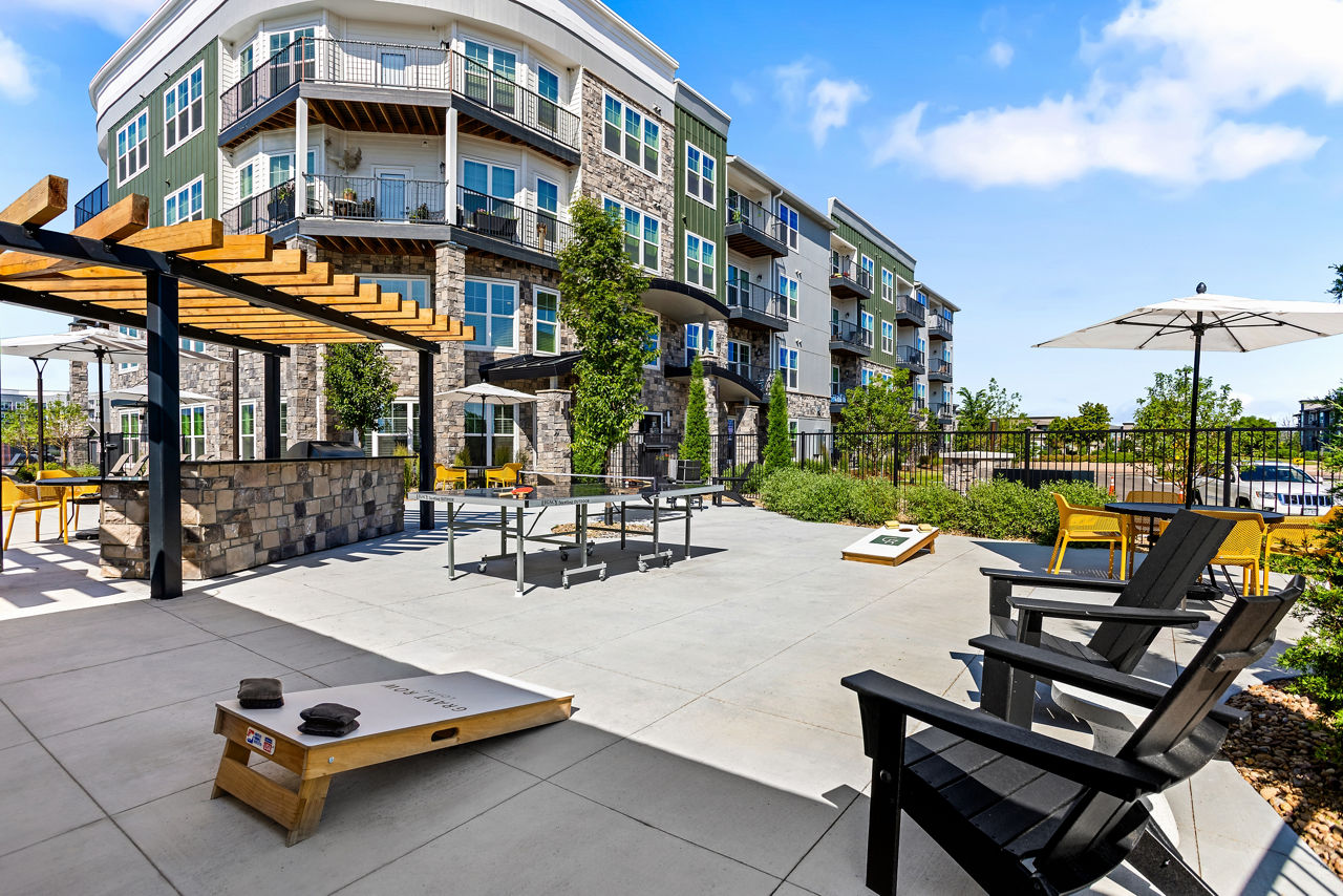 Grant Row Lofts - Thornton, CO - Outdoor Games