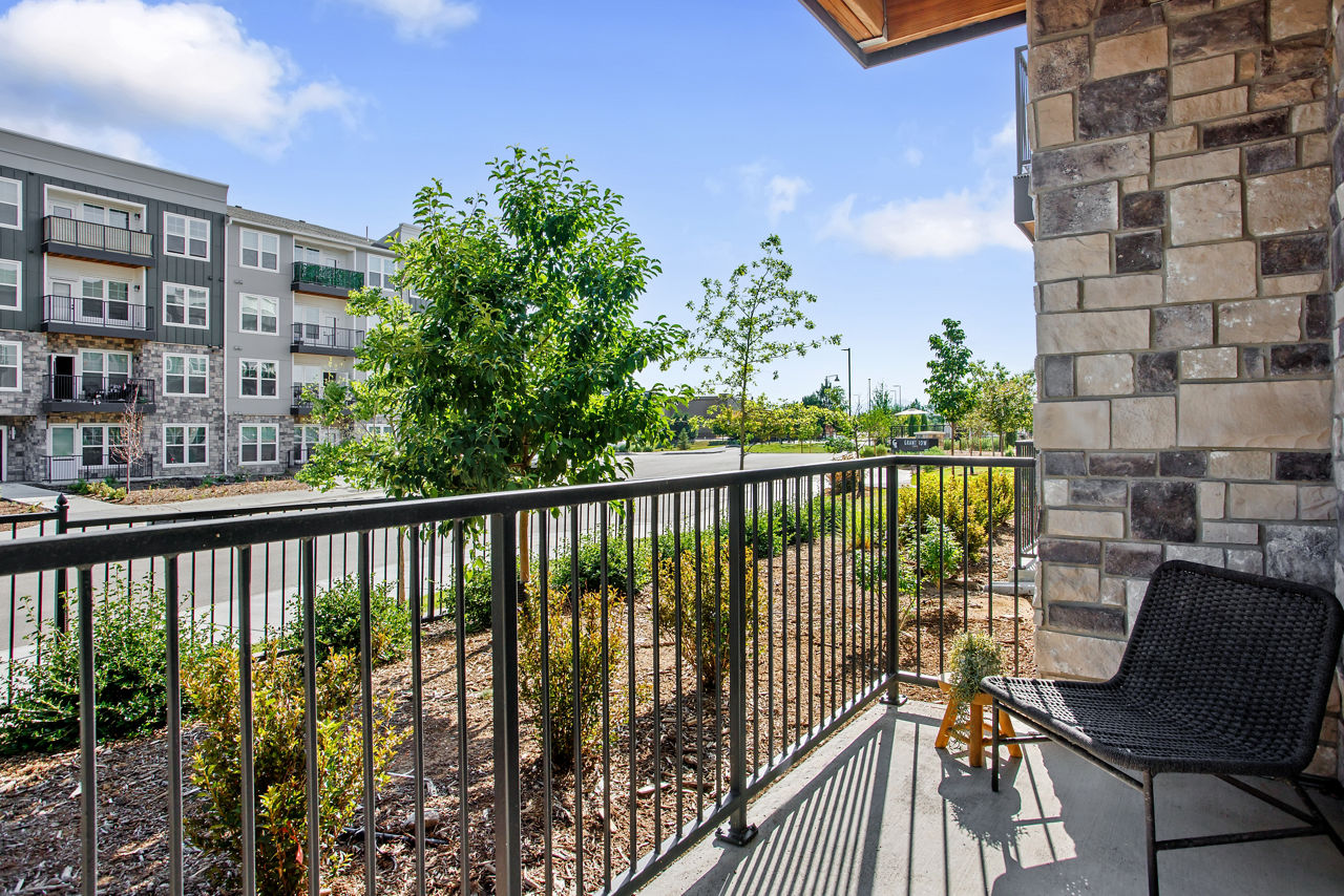 Grant Row Lofts - Thornton, CO - patio