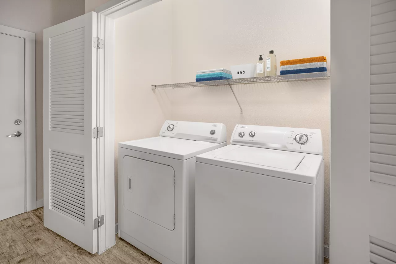 Lofts at 7100 - Las Vegas, NV - Loft