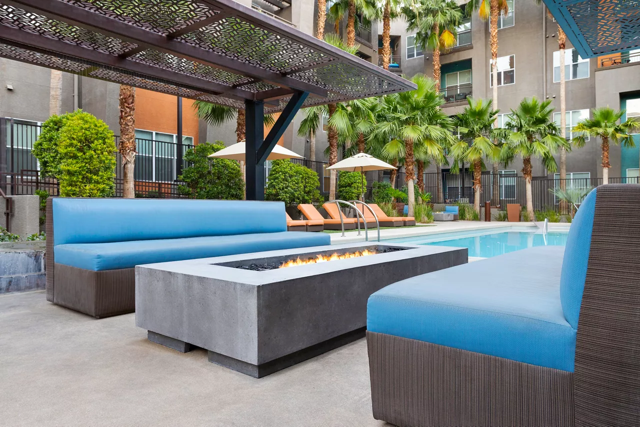 Lofts at 7100 in Las Vegas, NV - Fire Pit