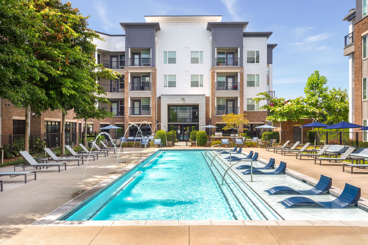 1760 Apartments 10 of 12