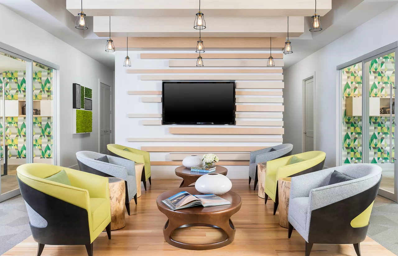 Broadleaf at Holcomb in Atlanta, GA - Resident Lounge
