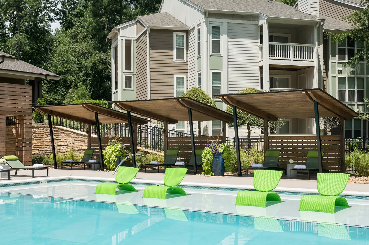 Broadleaf at Holcomb in Atlanta, GA - Pool