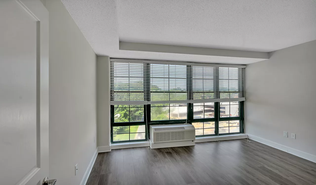 Capital Crescent Trail Residences - Bethesda, MD - Bedroom