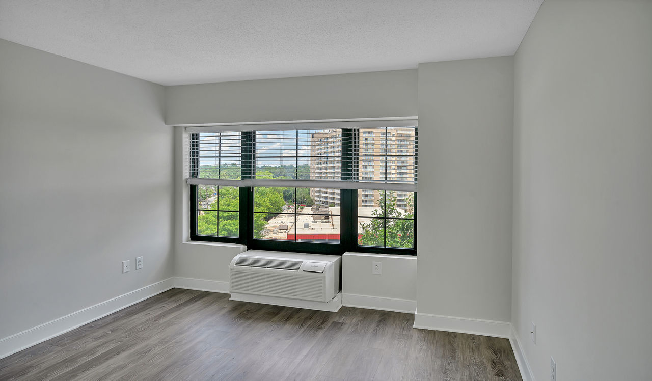 Capital Crescent Trail Residences - Bethesda, MD - Bedroom