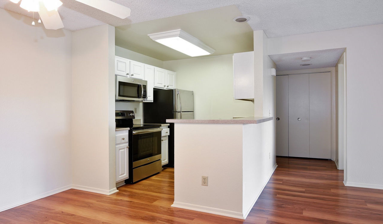 Island Club - Oceanside, CA - Kitchen