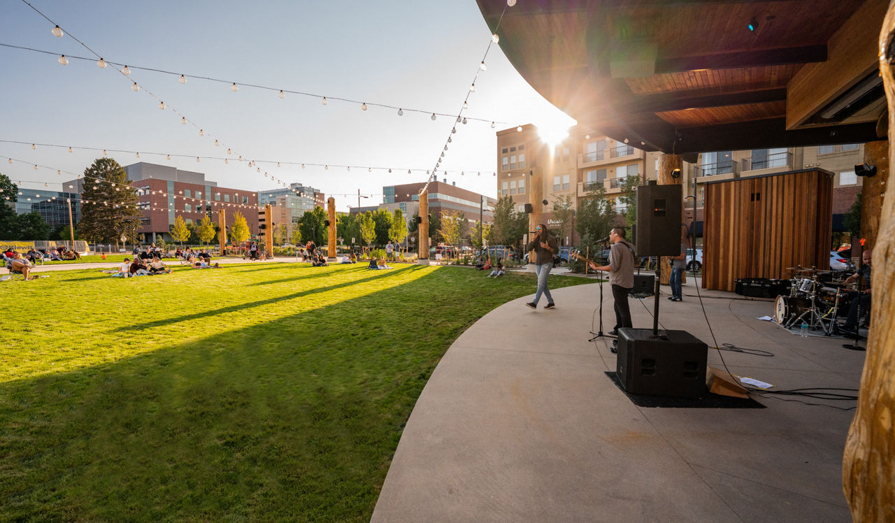 The Fremont Residences - Aurora, CO - Central Green