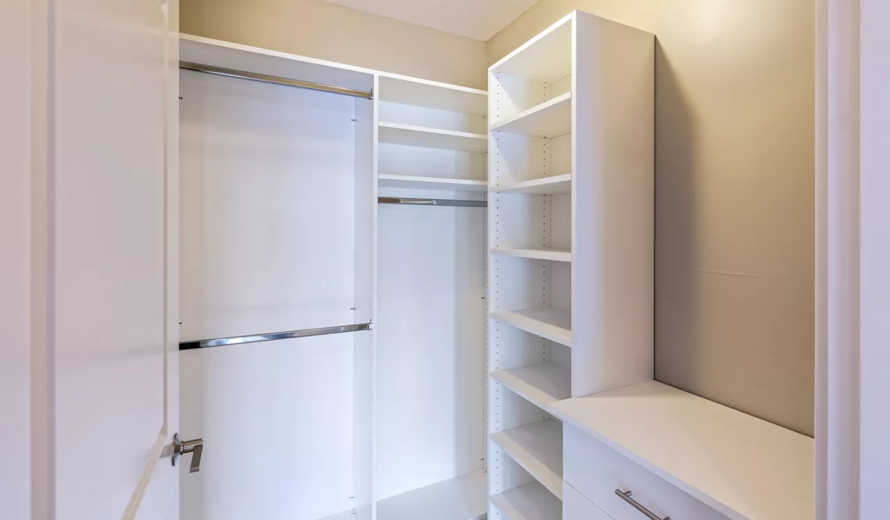 Axiom - Cambridge, MA - Closet