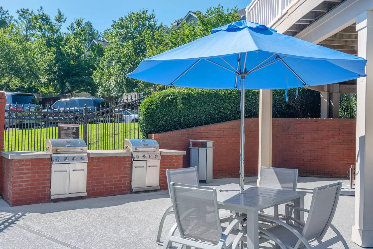 Chattahoochee Ridge in Atlanta, GA - Grill Area