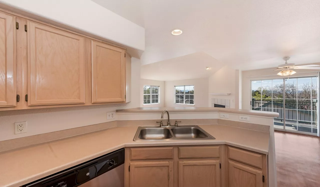 Township Residences - Centennial, CO - Kitchen