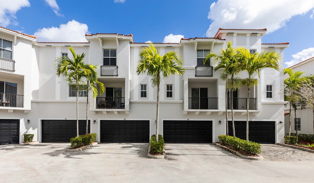 City Center on 7th Apartments - Pembroke Pines, FL - Exterior