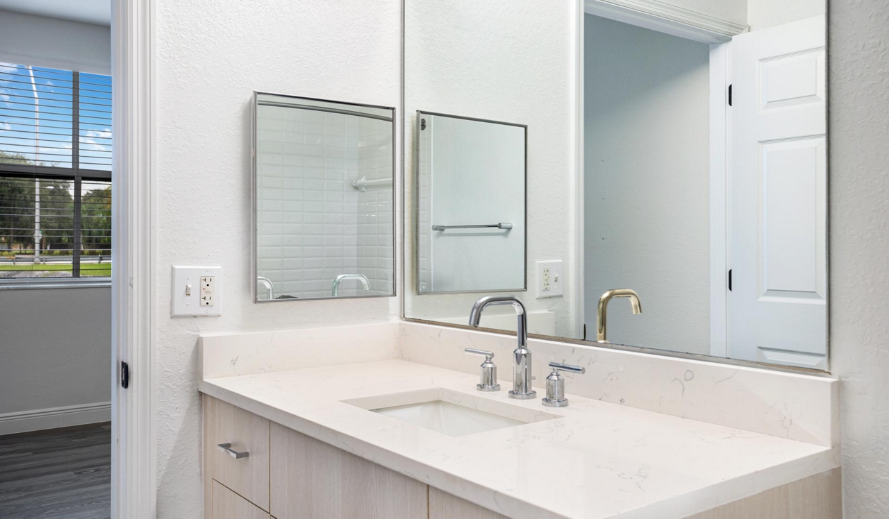 City Center on 7th - Pembroke Pines, FL - Bathroom