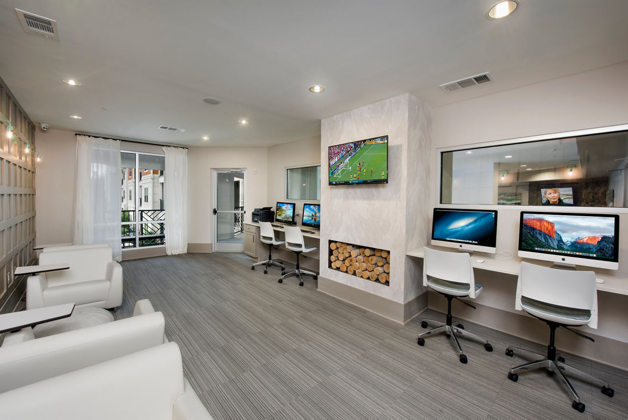 Work space at Lux at Sorrel (1 of 2)