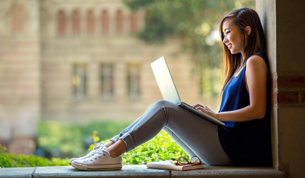 Boulder Creek - Boulder CO - woman on laptop