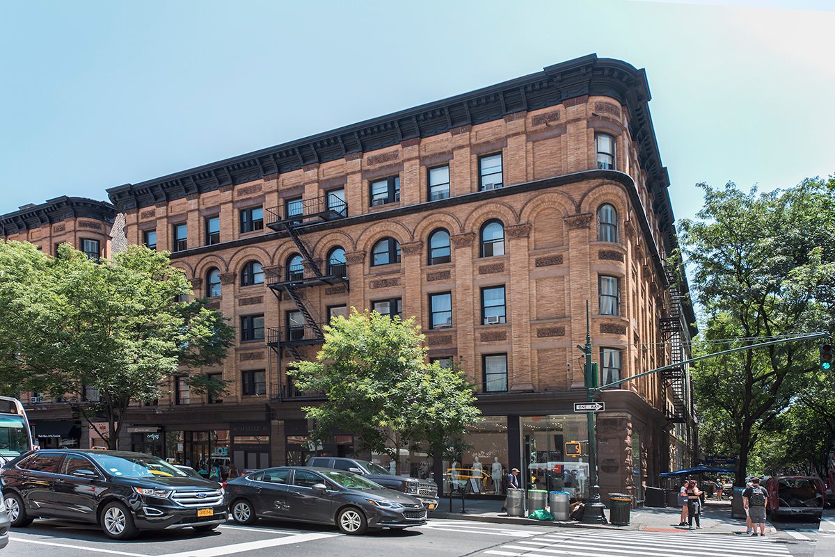 Aimco Apartments  - Upper West Side Exterior