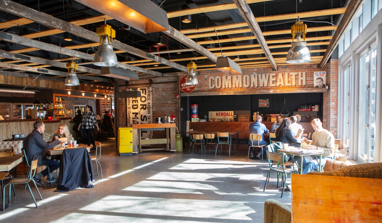 Prism - Commonwealth Eatery - Cambridge, MA.<p style="text-align: center;">&nbsp;</p>
<p style="text-align: center;">Enjoy the freshest lunch break possible at the the new Commonwealth eatery, just down the block.</p>
