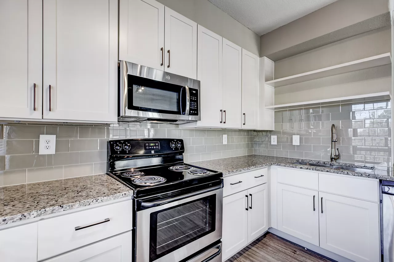 Oak Trail at Cherry Creek - Denver, CO - Kitchen