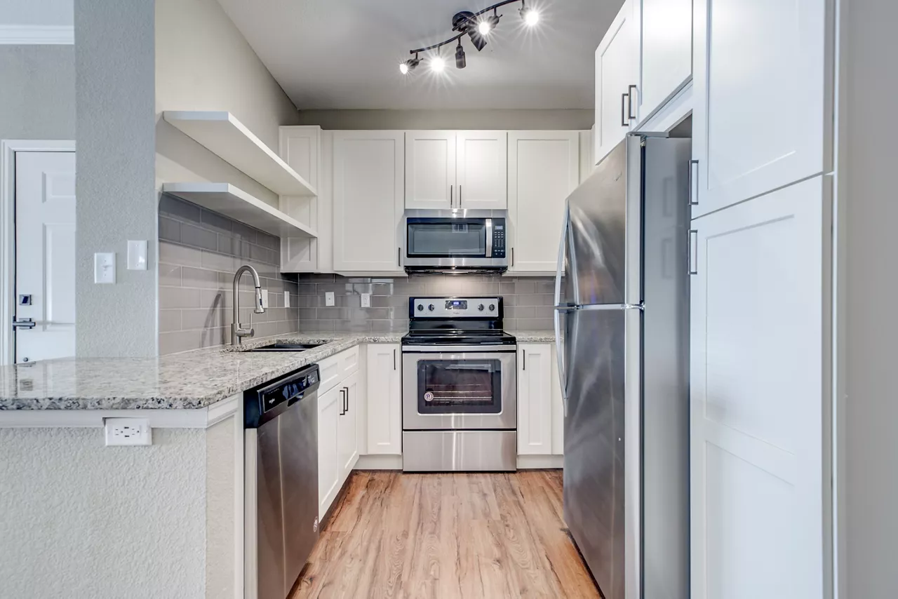Oak Trail at Cherry Creek - Denver - Interior