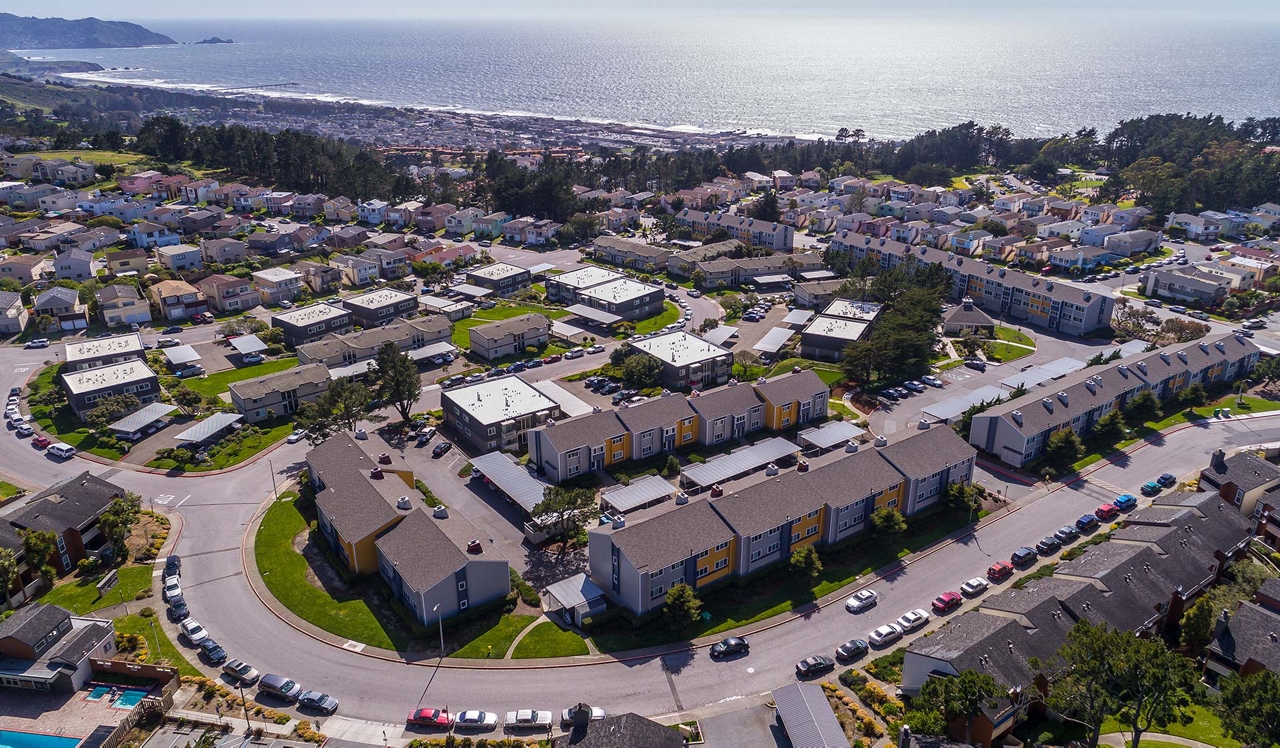 Pacifica Park - Pacifica, CA - Exterior