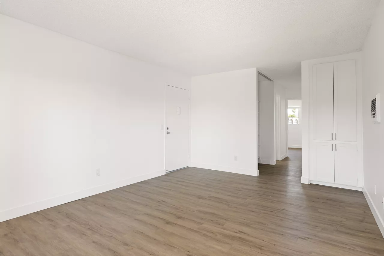 Park Apartments - Escondido, CA