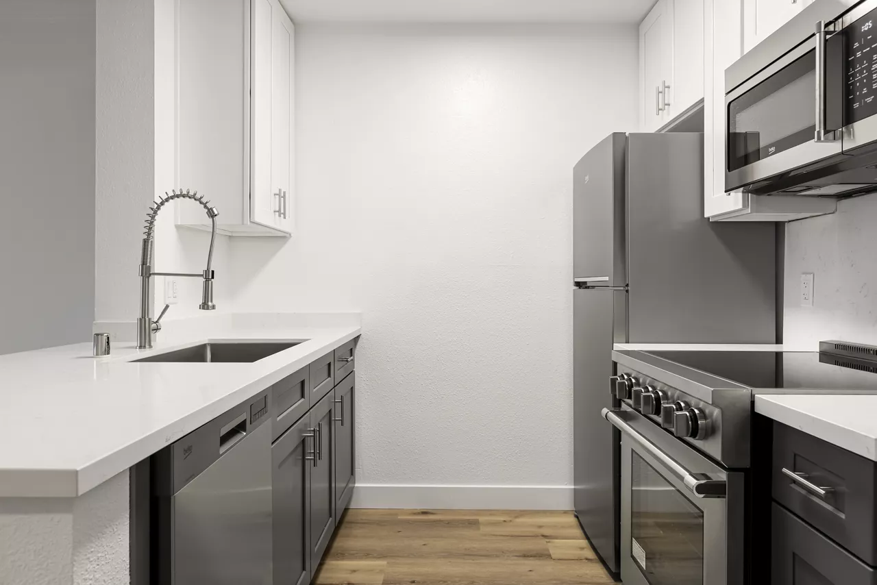 Bay Apartments - San Diego, CA