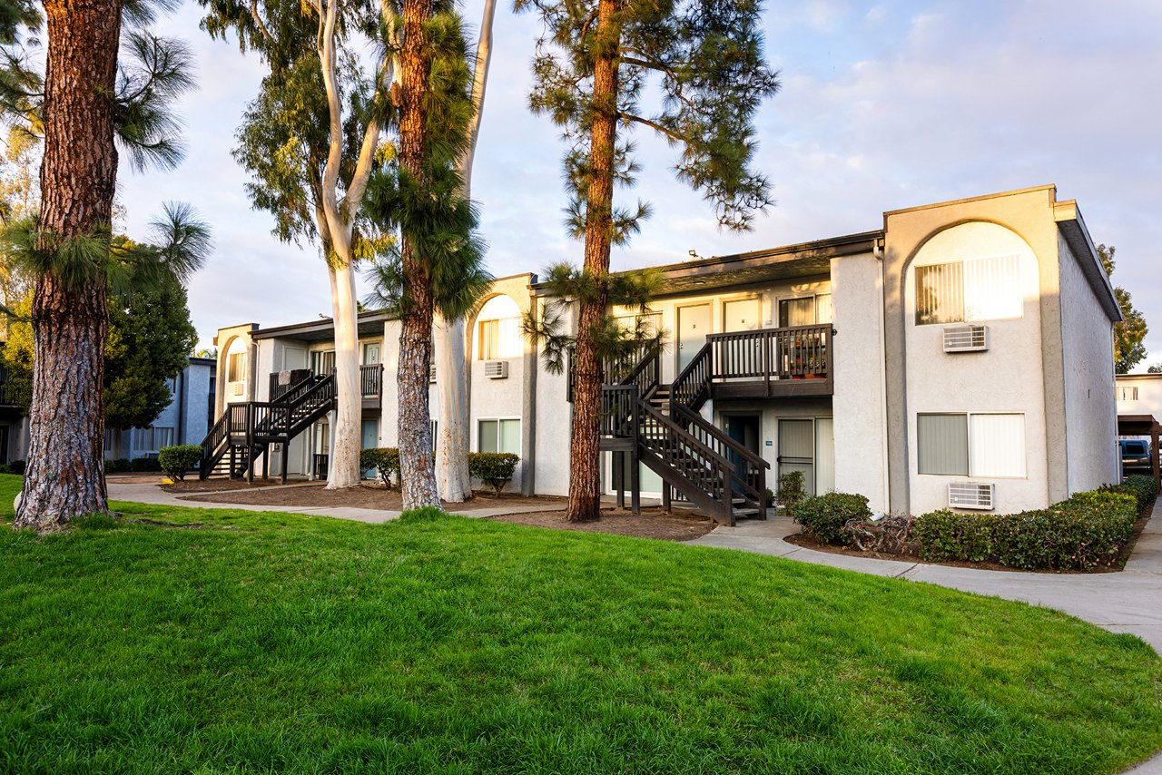 Park Apartments - Modern Apartments in Escondido, CA.