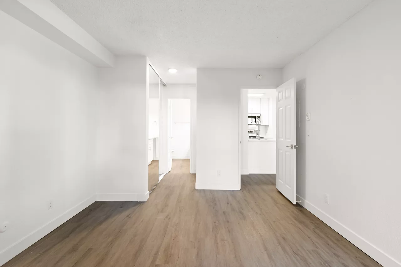 Bay Apartments - San Diego, CA
