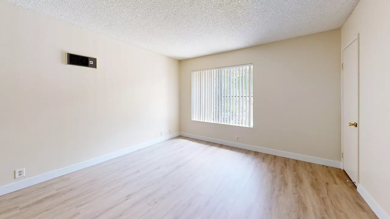 View Apartments - San Diego, CA - Living Room