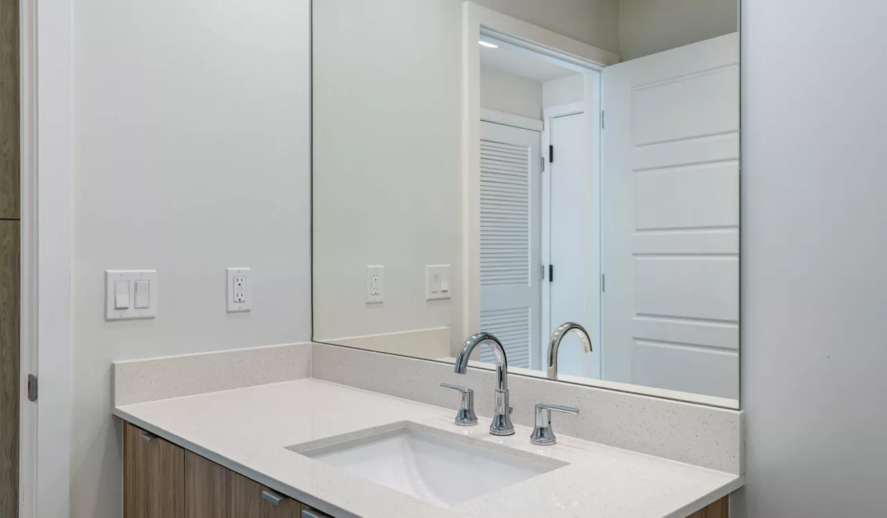 The District at Flagler Village - Fort Lauderdale, FL - Bathroom