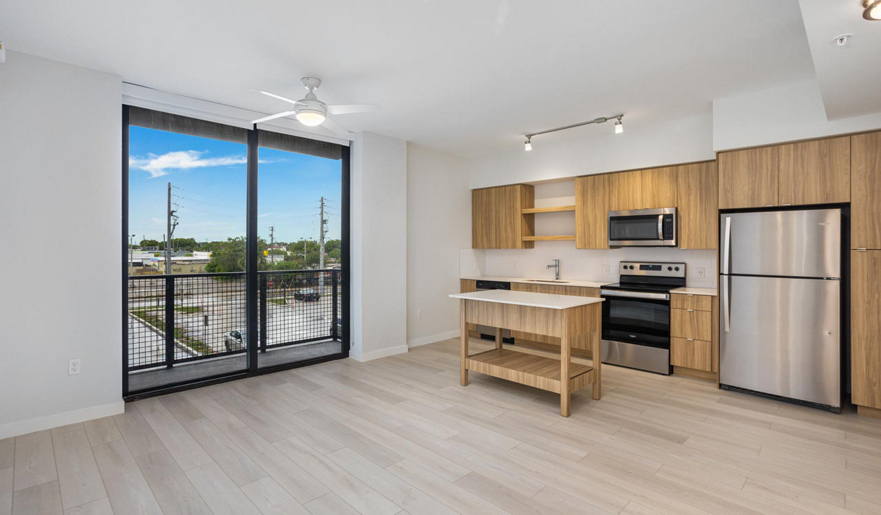 The District at Flagler Village - Fort Lauderdale, FL - Kitchen