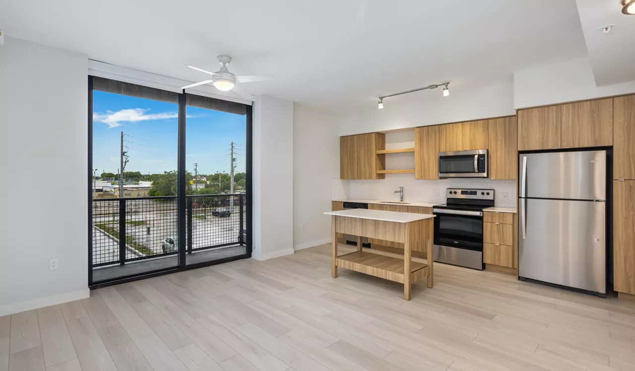 The District at Flagler Village - Fort Lauderdale, FL - Kitchen