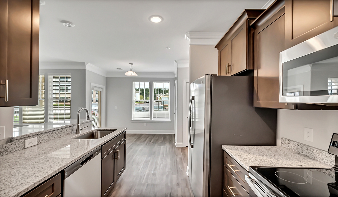 Sunnybrook Residences - Raleigh, NC - Kitchen