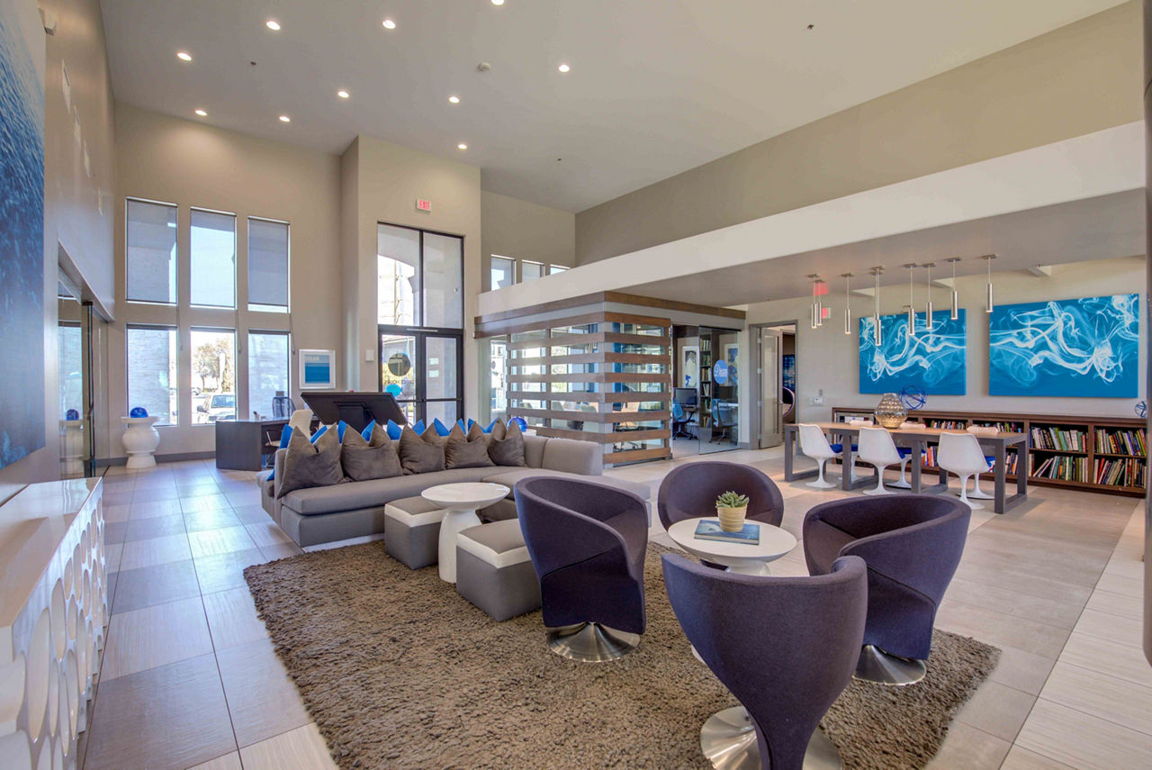 Lobby at Dream (2 of 2)