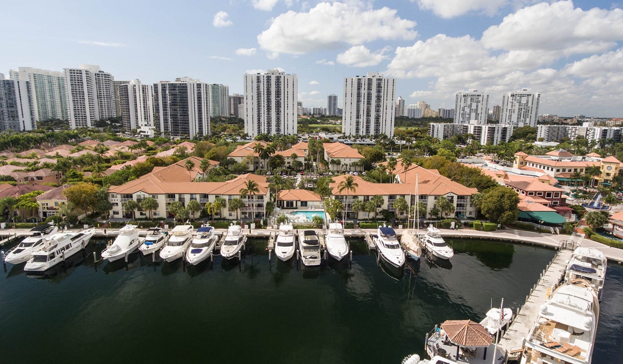 Waterways Village Apartments - Aventura, FL - marina