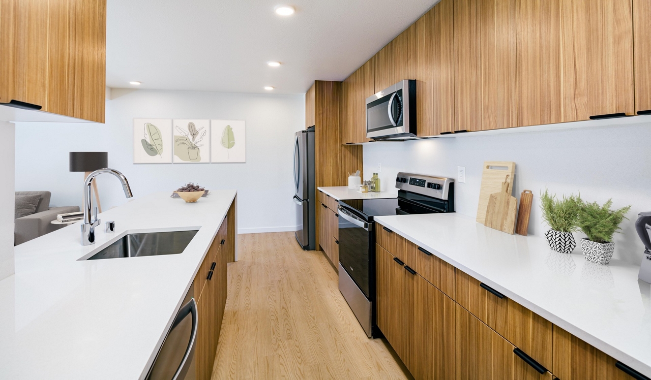 707 Leahy Apartments - Redwood City, CA - Kitchen
