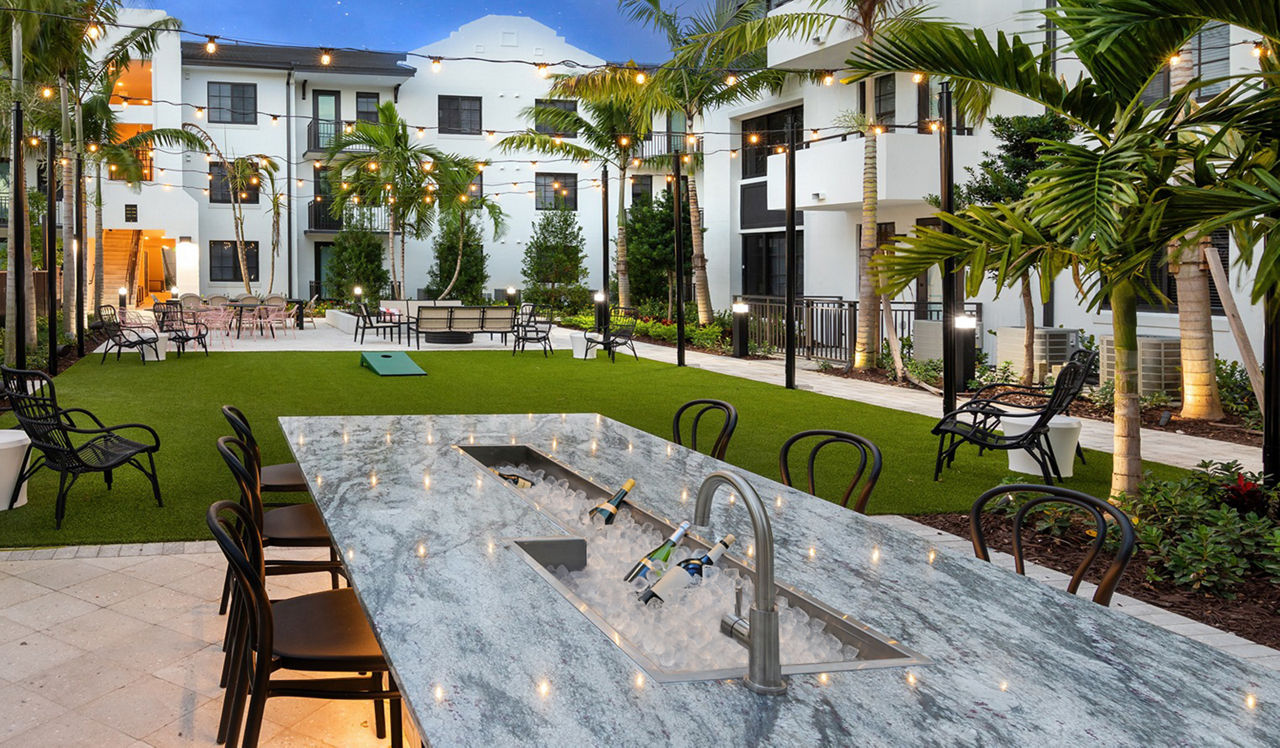 Pool at Solea at Miami Lakes (2 of 3)