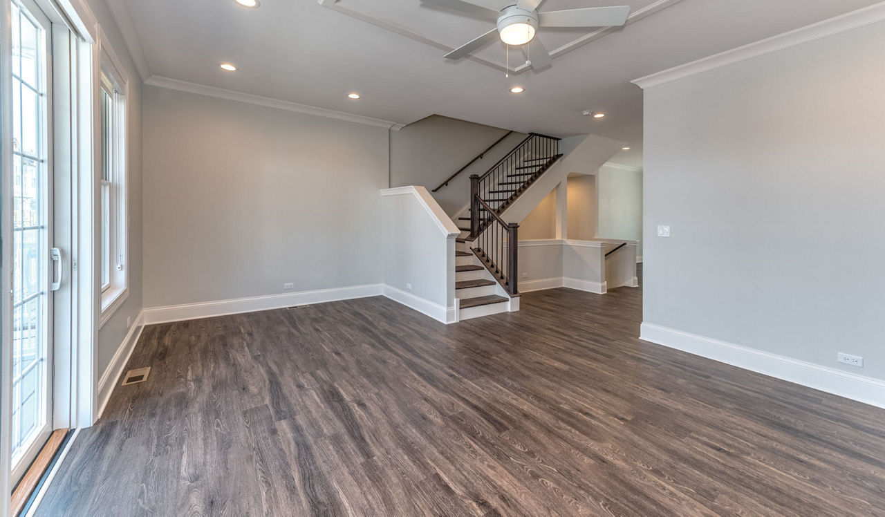 Elm Creek Eldridge Townhomes - Elmhurst, IL - Living Room