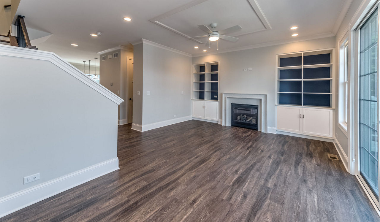 Elm Creek Eldridge Townhomes - Elmhurst, IL - Living Room