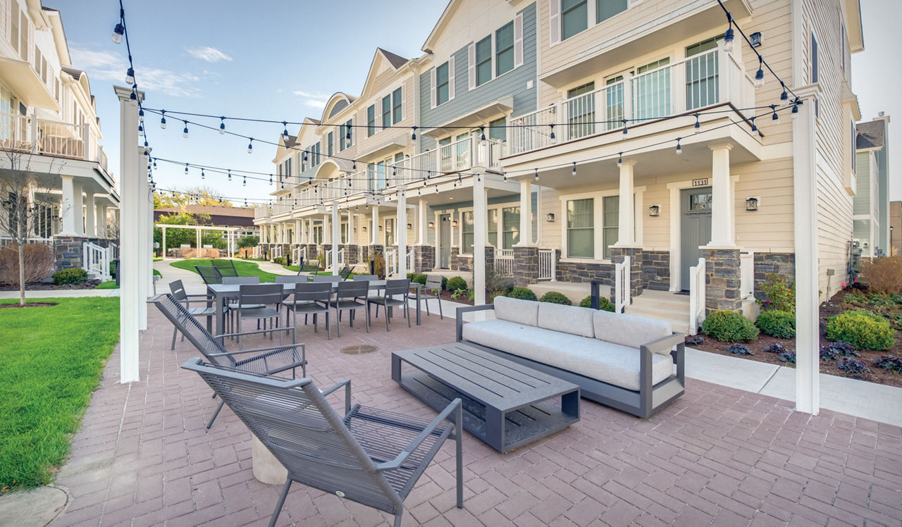 Eldridge townhomes - Elmhurst, IL - Exterior