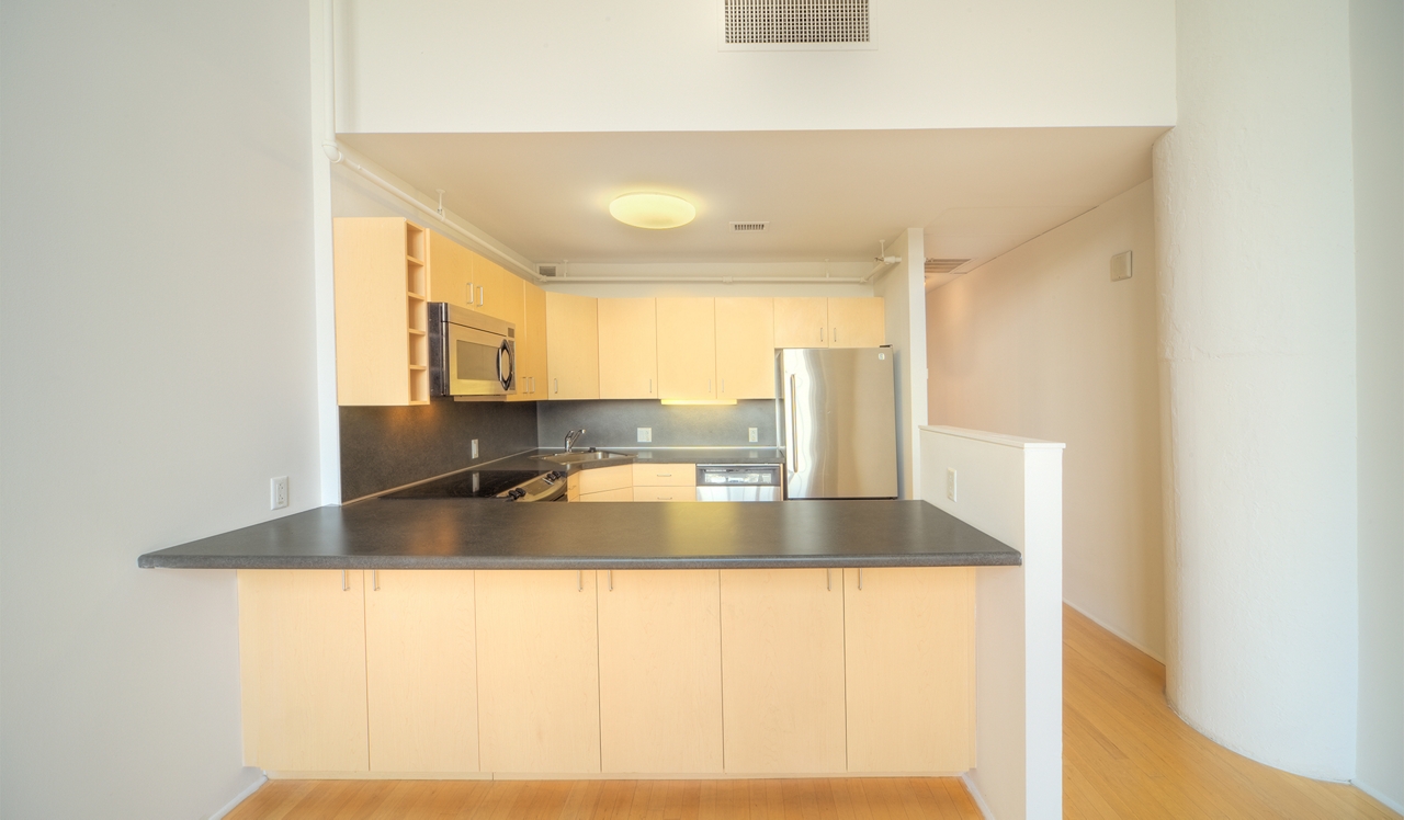 The Riverloft Apartment Homes - Philadelphia, PA - Kitchen/
