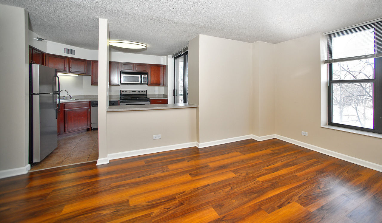 Evanston Place - Evanston, IL - Dining