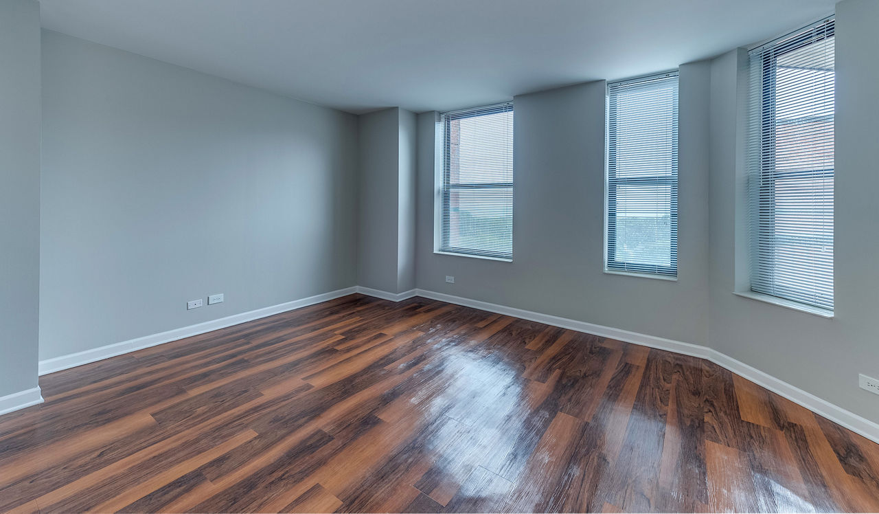 Evanston Place Apartments - Evanston, IL - Bedroom