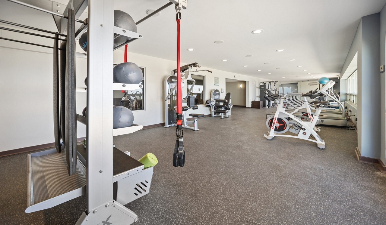 The Bluffs at Pacifica - Pacifica CA - Fitness Center Strength Training