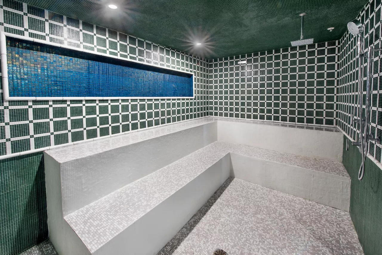 Oceanside Lantana - Steam Room